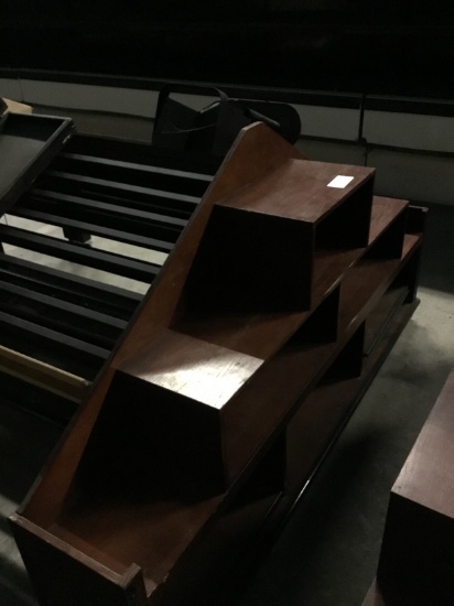 7' WOOD PRODUCE DISPLAY