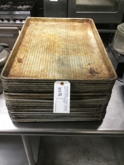 LOT OF SHEET PANS