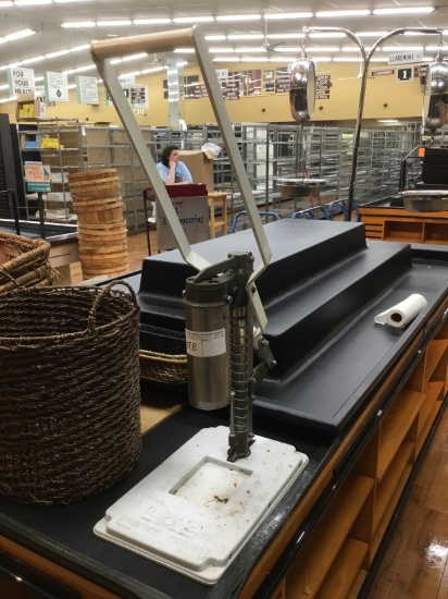 DOLE PINEAPPLE CUTTER