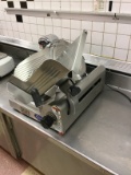 GLOBE MANUAL SLICER