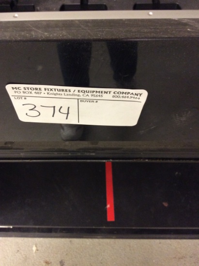 black dislay box