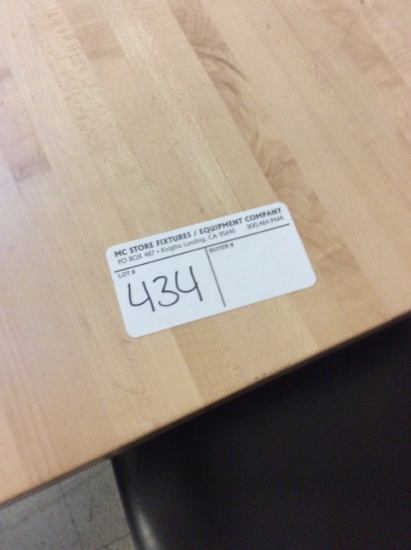 30" square wood table