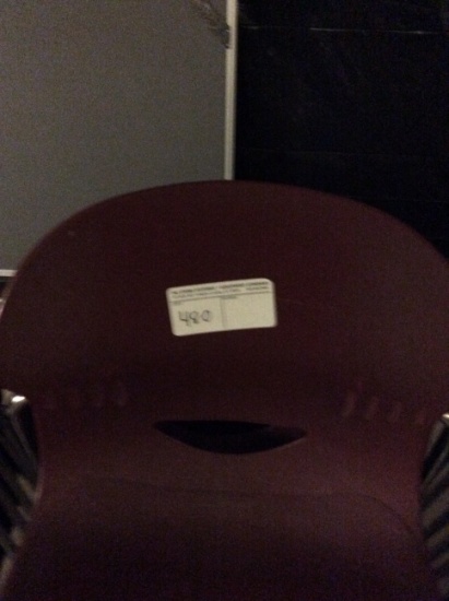 1 lot 7 burgandy plastic chairs