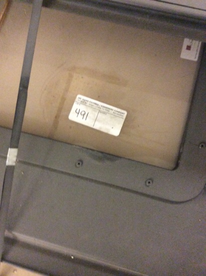 1 lot swinging doors