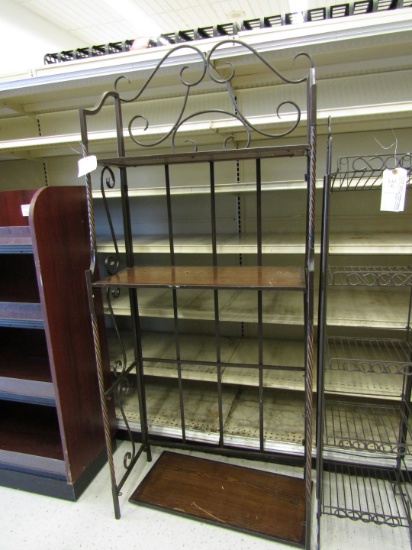 5'.5' HIGH WOOD DISPLAY RACK