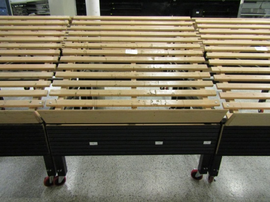 4'X4' PRODUCE TILTING DISPLAY ON WHEELS