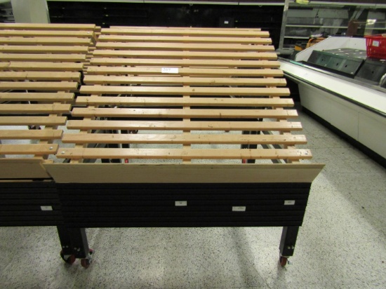 4'X4' PRODUCE TILTING DISPLAY ON WHEELS