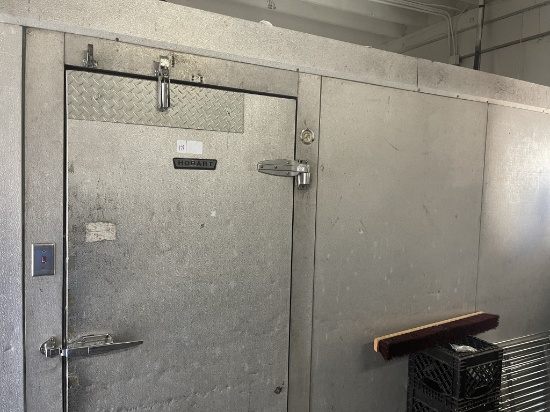 10' x 15' x 7' Hobart produce walk-in with coil
