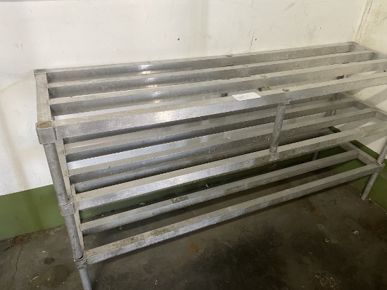 1 lot 6' alum. Dunnage racks