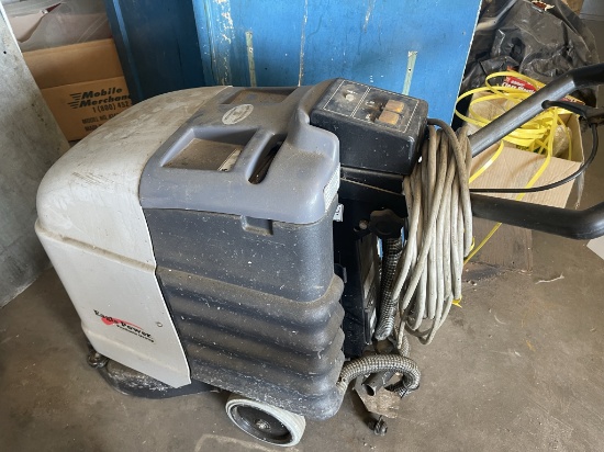 Floor scrubber
