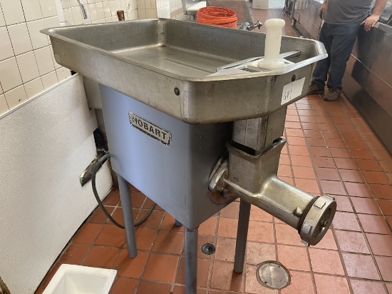 Globe grinder mixer