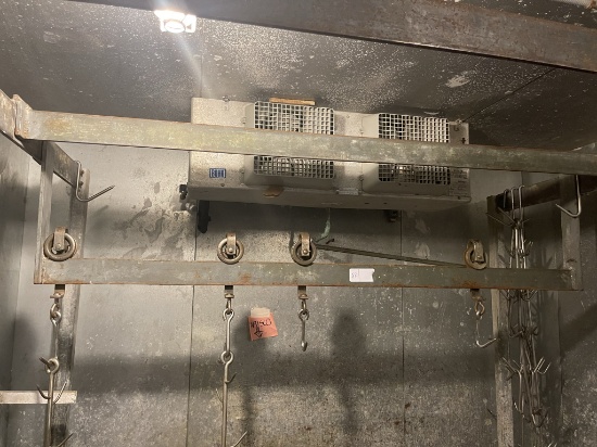Meat racking sustem with hooks