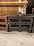 1 LOT 3 BLACK PLASTIC DUNNAGE RACKS