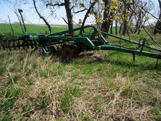 JD 512 disk ripper, 12'6" SN N00512X000798