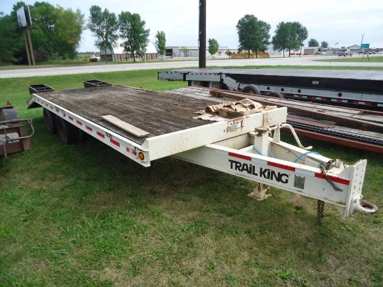 Trail King tandem dual axle trailer