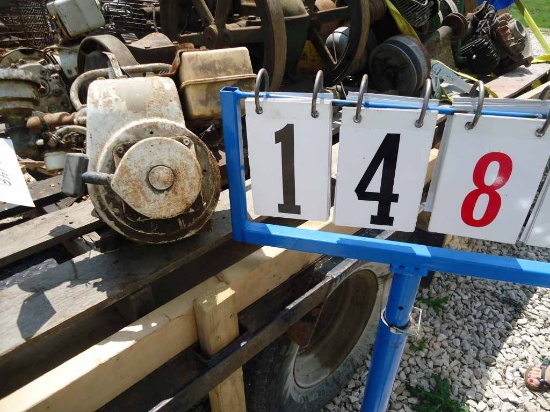 Briggs & Stratton engine