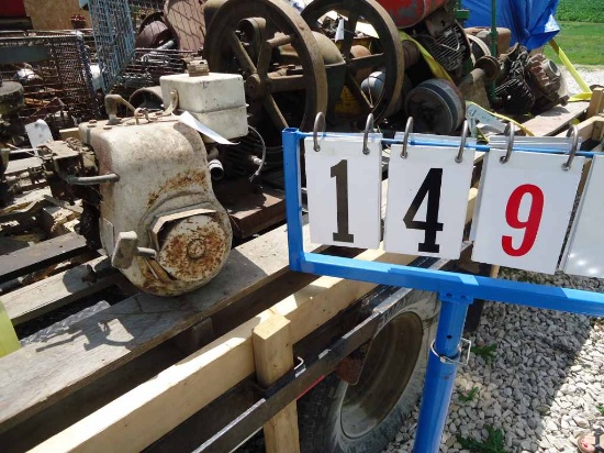 Briggs & Stratton engine