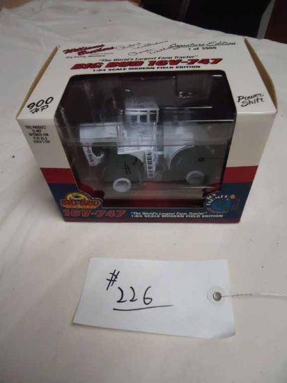 Big Bud 1/64 Toy Farmer