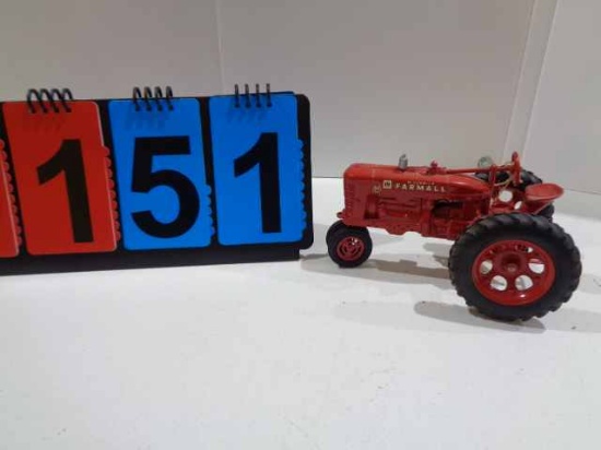 Ertl Farmall M