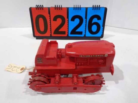 IH TD24 bulldozer
