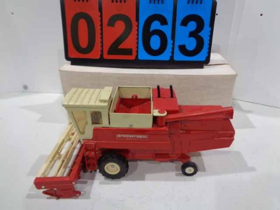 IH Combine