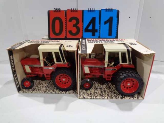 IH 1586 w/duals & 1086 w/singles