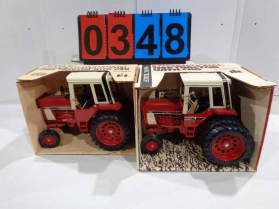 IH 1586 w/singles & 1586 w/duals