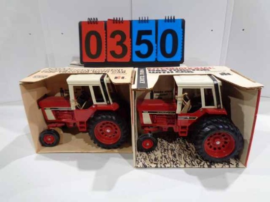 IH 1586 w/singles & 1586 w/duals