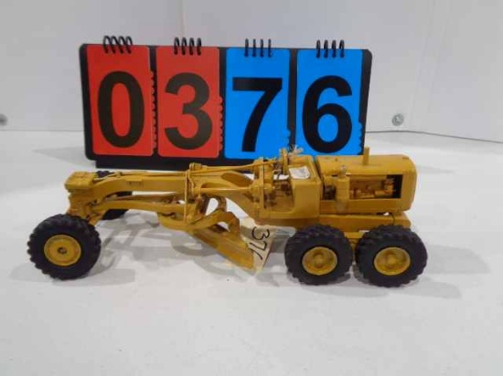 Reuhl CAT road grader