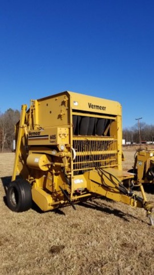 1992 Vermeer 605 Super J Round Hay Baler