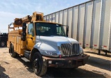 2002 International 4400 Digger Derrick Truck