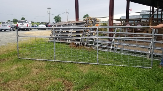 16ft Welded Wire Gate