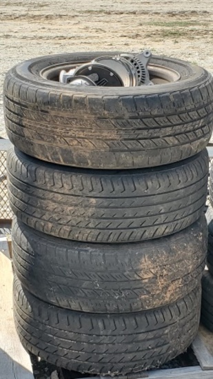 Set of 4 15" Tires w/Rims