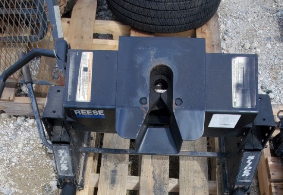 Reese 5th Wheel Hitch