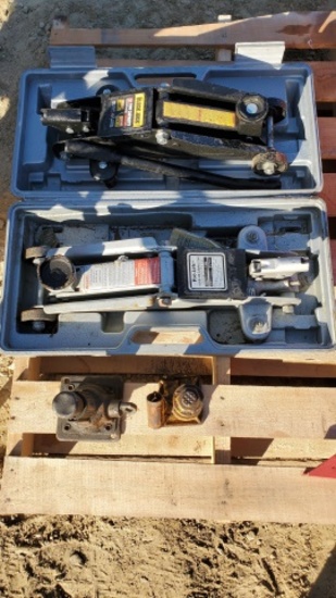 (2) Floor Jacks, (2) Screw Jacks