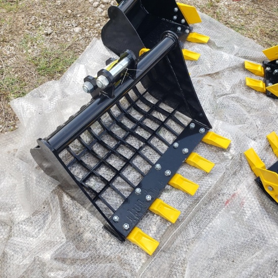Grid Bucket 24"