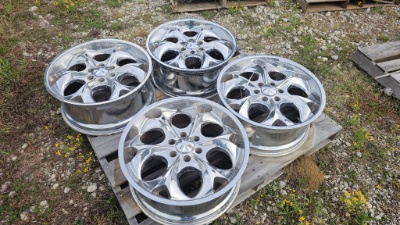 (4) Mogul Rims