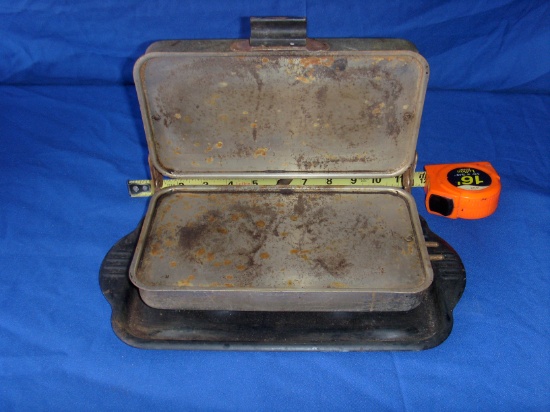 Antique electric cooker
