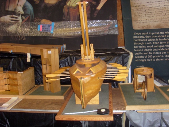 Da Vinci machine model - 4' x 20" Escorpio Boat - war machine