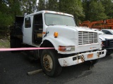 1991 INTERNATIONAL 4700 DUMP TRUCK, 597,367+ mi,  I.H. DIESEL, 5+2-SPEED (W