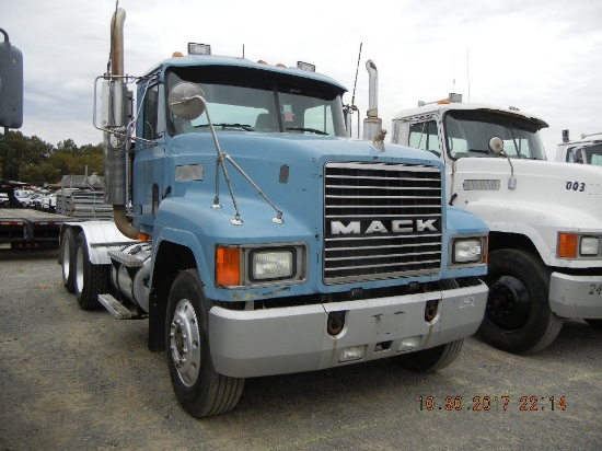 1996 MACK CH613 TRUCK TRACTOR, 881,686 mi,  DAY CAB, MACK E7-350 DIESEL, 10
