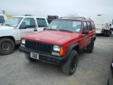 1995 JEEP CHEROKEE SUV,  6 CYLINGER GAS, 4X4, AUTOMATIC, PS, AC, STARTS AND