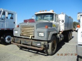 1999 MACK RD688S WATER TRUCK,  MACK DIESEL, TWIN SCRW, CAMELBACK SUSPENSION