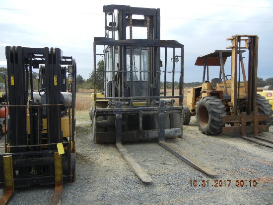 1993 HYSTER XL230 FORKLIFT,  CAB. FRONT/DUALS, 96" FORKS S# 32017