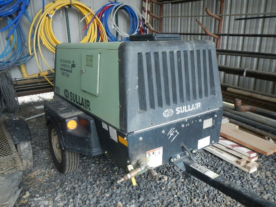 SULLAIR 185 INDUSTRIAL AIR COMPRESSOR, 420 hrs,  JOHNN DEERE DIESEL S# 2006