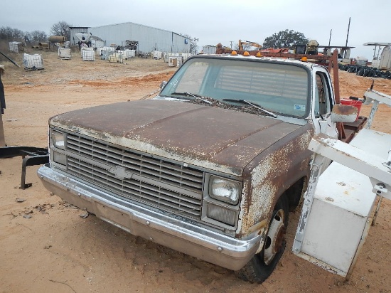 CHEVROLET C30 FLATBED TRUCK,  (SALVAGE) V8 GAS, 4 SPEED
