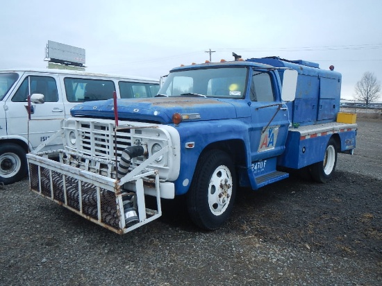 FORD F500 GEN TRUCK 28,089  CUMMINS GEN SET, STRAIGHT 6 , TRUCK HOURS 1371,