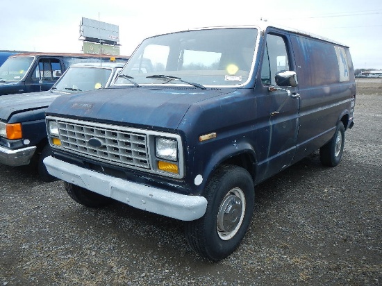 1986 FORD CARGO VAN 38,729+ mi, S# 04707 C# 7666