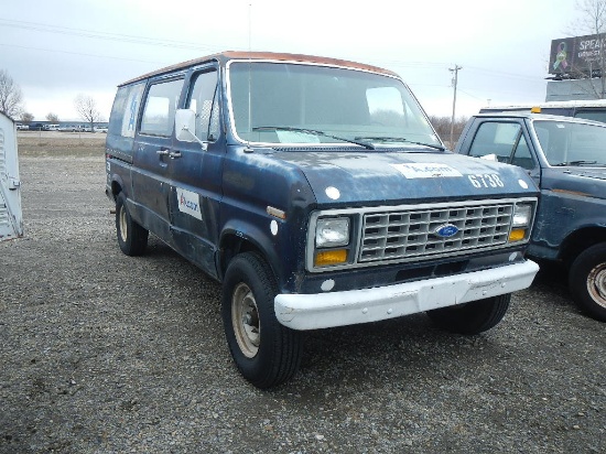 1985 FORD E250 CARGO VAN, 29,888+ mi,  4.9 LITRE ENGINE, AUTOMATIC S# 75780