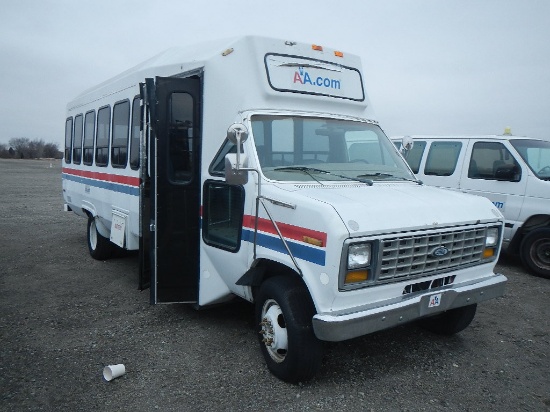 1987 FORD PASSENGER BUS, 34,017+ mi, S# 0171645563 C# 11980